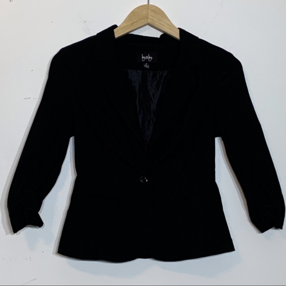 EUC Adorableโ by & by black scrunch sleeve blazer